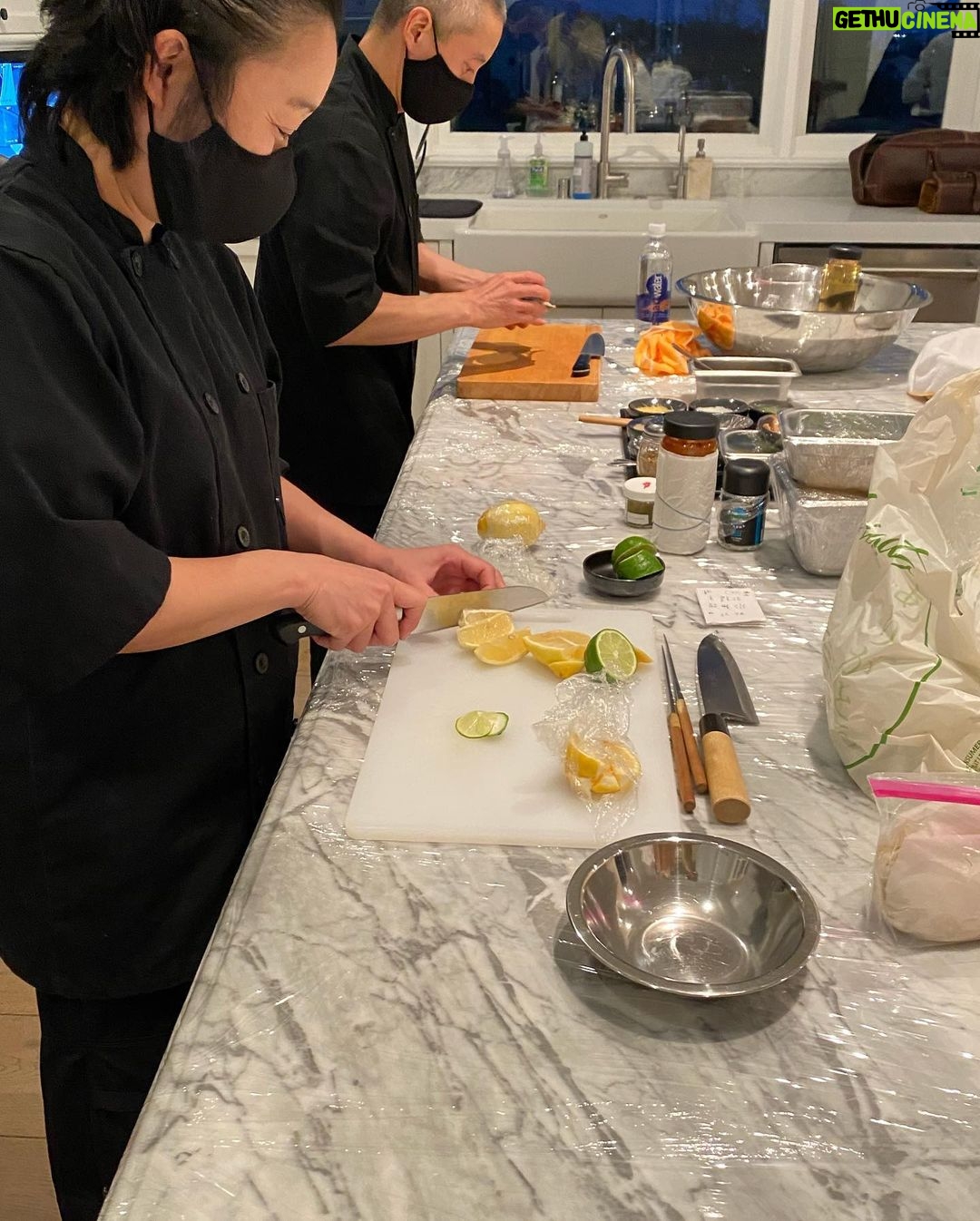 Scott Disick Instagram - Enjoy dinner at home with @masasushila best sushi 🍣 in town