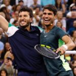 Sebastián Yatra Instagram - US Open debut 🎾🔥 Invicto en mi carrera como profesional. Gracias al mejor compañero de dobles @carlitosalcarazz . Gracias a mi coach @rafaelnadal por traerme hasta aquí y creer en mi talento. It was a good match @bigfoe1998 @jimmybutler , rematch soon. 💪🏻🙏🏻 US Open Flushing Meadows, Queen