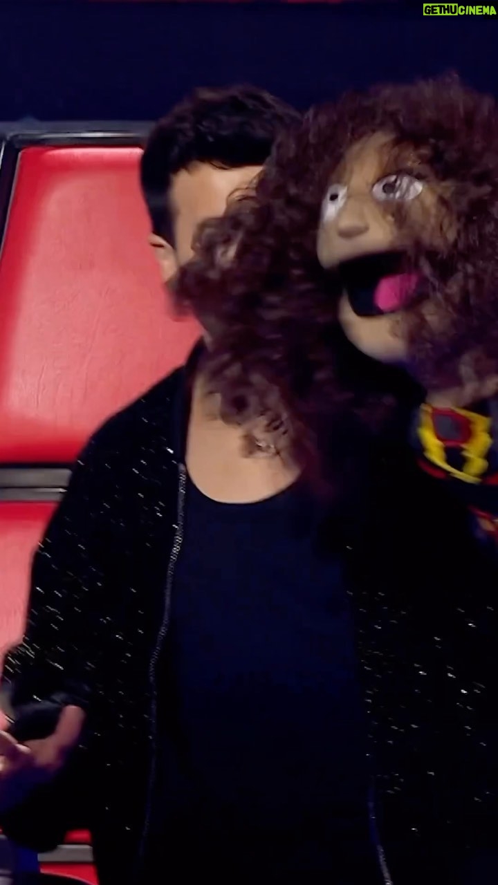 Sebastián Yatra Instagram - Qué lindo que se conocieron por fin 😭😭😭😭❤️❤️❤️Hoy es la semifinal de @lavozkids 🔥🔥🔥🎤 quién creen que va a quedar en segundo lugar??? ya sabemos quién va a ganar 🫢🫢🫢 La Voz Kids