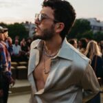 Sebastián Yatra Instagram - Qué noche inolvidable @louisvuitton 🇫🇷🔥 X @pharrell thank you for having me be a part of it 🙏🏻✨ congratulations #LVmenSS24 Pont Neuf, Paris