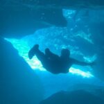 Sebastián Yatra Instagram - es normal el movimiento de mis pies en el último video? 🐡🦑 Ibiza