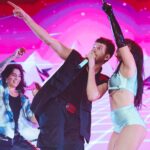 Sebastián Yatra Instagram – Ayer la cantamos así en Valencia, pero #Vagabundo ya es de ustedes!!! YA VAN MÁS DE 160K VIDEOS SUBIDOS 🥲🏝️🔥🍹🦦⛵️🌈👙🩳☀️🌅🫶🏻🙏🏻✨ Valencia, España