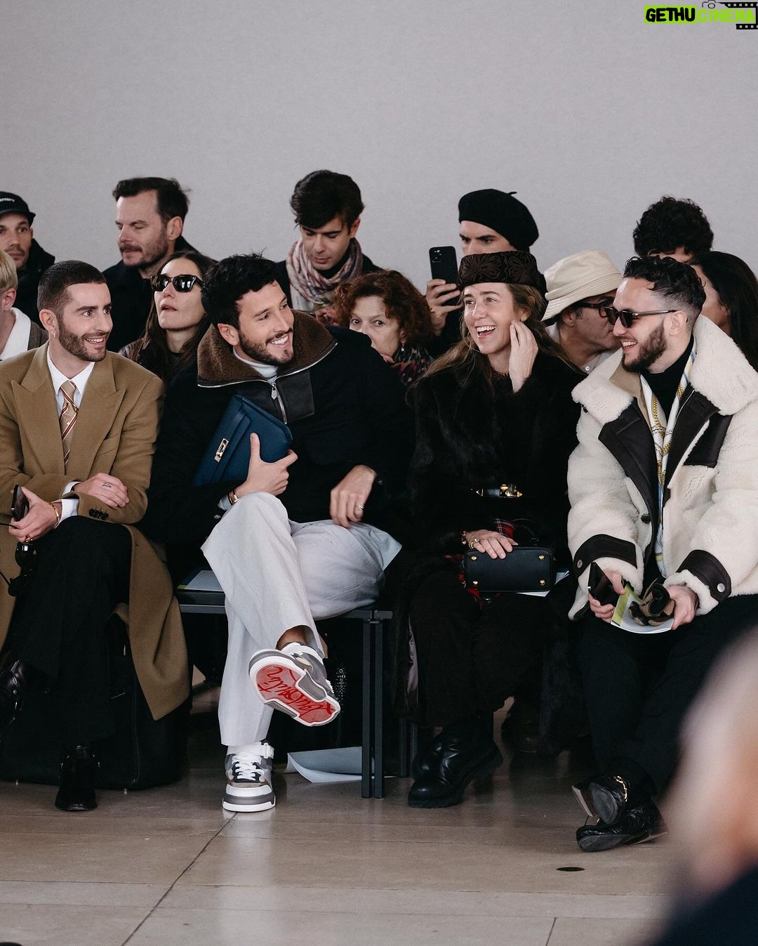 SebastiĆ”n Yatra Instagram - Gracias @hermes , merci š§”š„¹ Paris, France