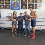 Sebastian Fundora Instagram - Thank you @showtimeboxing for coming by and working with us again. Always a pleasure 🔥👊🏽 #fundorasquad #oct8th #dignityhealthsportspark South El Monte, California