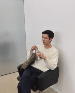 Sehun Instagram - @Dior @Mrkimjones #diorsacai #광고