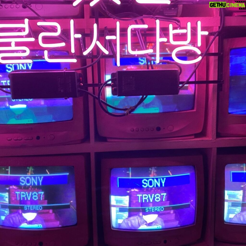 Sehun Instagram - 오이도 빨간등대전망대