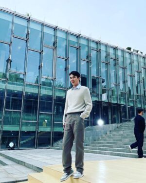 Sehun Instagram - #DiorFall22 #Dior @Dior @MariaGraziaChiuri