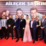 Selçuk Aydemir Instagram - Ailecek Şaşkınız galası da "sektörden arkadaşlar" kitabında kendine ciddi yer ayırdı burdan yazıp harcamayayım :) Ailecek Şaşkınız yarın sinemalarda. @onaydurgun @ahmtkural @muratcemcir @caglarertugrul @necati_kocabay @saadetisilaksoy @bihterdincel @mcengizbozkurt @gnykrcgl @osmankaba @okanhas @umutmuavci @denizerayvaz @erdalsahin__ @konuralpkocoglu @cemilsahin___ @selimcetintas @selkaredigital @melodikasound @cinemadop @ferideaydin Emeği geçen herkesin eline sağlık. Teşekkür ederim