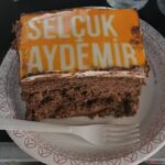 Selçuk Aydemir Instagram - Setin son günü emeği geçen herkese sonsuz teşekkürler. O zaman ben kendi kendimi yemekle meşgulüm... @tr4033 @nurgulyesilcayy @alperkul @muratakkoyunlu @esatpolatgulerofficial @sahinkendirciofficiall @yalginalbatrosyeter @bartumutluofficial @seyityilmazofficial @koseoglu__yagiz @sadicece @beyemre @duyguacarak @ahmetyilmazofficialll @krieleysoun @starklarinarya @ercaneyigun @mhmtzby @ferhatuzundag @selimcetintas @erdalsahin__ @onaydurgun @selkaredigital @serdar_caan