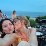 Selena Gomez Instagram - Thas my best frien -she a real bad