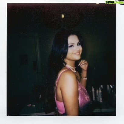 Selena Gomez Instagram - Y’all have been asking for new music for a while. Since I’m not quite done with SG3, I wanted to put out a fun little song I wrote a while back that’s perfect for the end of summer. SINGLE SOON. August 25th. Presave it now. 😘