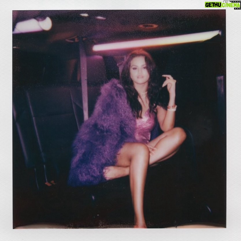Selena Gomez Instagram - Y’all have been asking for new music for a while. Since I’m not quite done with SG3, I wanted to put out a fun little song I wrote a while back that’s perfect for the end of summer. SINGLE SOON. August 25th. Presave it now. 😘