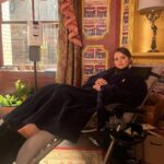 Selena Gomez Instagram - Theres nowhere like home on set! Only murders in the building finale is here! I hope you guys love it as much as we do!