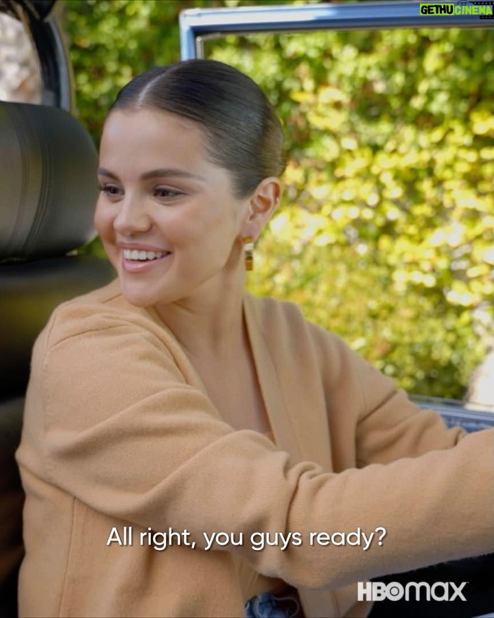 Selena Gomez Instagram - All-new season of Selena + Chef in Malibu returning August 18!