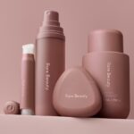 Selena Gomez Instagram - I’ve always believed self-comfort is feeling good in your own skin. No pressure for perfect self-care regimens that often feel like an endless cycle of self-improvement; it’s the tiny moments of comfort that go a long way—and look different for each of us.  To me, being rare is about being comfortable with who you are. It’s about accepting yourself. Loving yourself. Being there for yourself so you can be there for the ones you love.  This inspired me to create my new @rarebeauty Find Comfort Body Collection, body care that helps you feel good in your skin (and smells amazing too). I hope you find comfort in this collection – whatever that looks like for you, because you deserve it. ❤️