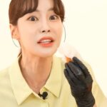 Seo Hwa-yi Instagram - ⠀⠀⠀⠀⠀⠀⠀⠀⠀⠀⠀⠀⠀⠀ (이런건 밤에 ⭐️ 올리는거 맞죠??) 🍚CJ제일제당 햇반 , 비비고 벌써 4번째 방송을 앞두고 있어요! (마침 오늘 마지막 햇반을 남편이랑 다 먹어서 🍚똑 떨어져서 나도 쟁이는 방송) 방송이 거듭날수록 항상 신기록인 매출과, 먹방 ㅋㅋ(너무 둘다 잘먹어서 다들 놀래심) 햇반3공기 김치찌개 만두 한봉 치킨 한마리 기본💙 먹방할까봐요,,,,,💙 다음을 생각하게 되는 즐거운 방송 ! 🙏🏻 방송때마다 재미있는 의견 다 들어주시는 내짝궁 우진쓰~~ @speaker.wj 그리고 @showffle @showffle_jaeyoung 너무 감사합니다! 믿고 맡겨 주시는 @cjcheiljedang @cjhetbahn @bibigo.official 🍚 깊은 감사를 💛💛 드립니다! 둘다 연기 전공이라 척하면 척!! 케미도 좋고 맛있어서 방송이 아니라 맛집가는 기분 !!👍🏻 ✅월요일 오전 10시 더 맛있고 재밌는 컨셉으로 찾아옵니다! 기대해 주세요!🙏🏻 ⠀⠀⠀⠀⠀⠀⠀⠀⠀⠀⠀⠀⠀⠀ ⠀⠀⠀⠀⠀⠀⠀⠀⠀⠀⠀⠀⠀⠀ ⠀⠀⠀⠀⠀⠀⠀⠀⠀⠀⠀⠀⠀⠀ ⠀⠀⠀⠀⠀⠀⠀⠀⠀⠀⠀⠀⠀⠀