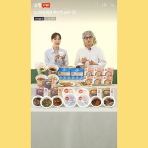 Seo Hwa-yi Instagram - ⠀⠀⠀⠀⠀⠀⠀⠀⠀⠀⠀⠀⠀⠀⠀⠀  
Cj제일제당 💛 햇반 🍚
한국인은 밥이죠!
👶🏻임신중에 방송하고 출산후에 또 만난 햇반!
실제로 저는 육아맘에 워킹맘이라 햇반없인 못사라요,,🍚
오늘 아침 점심도 햇반 💛
24시간내에 🕕 도정해 갓지은 밥맛을 느낄수 있다구요! 
햇반 +스팸한조각 말모💛

생각보다 너무 잘먹는다며 다들 놀라신 👍🏻
방송중 밥 세그릇 뚝딱!!
저 식품방송 환영이에요! 
먹방, 요리에 진심입니다!
매출도 👍🏻👍🏻👍🏻

⭐️수요일 오전 10시!!
햇반 박사시리즈 🥼로 찰떡캐미 우진님과 한번 더 돌아옵니다!
그땐 저도 변신할 예정이니 기대해 주세요!

다들 밥챙겨드세요 🍚🍚🍚

✅마지막은 지인이 닮았다며 보내준 #하정우먹방 ㅋㅋㅋ⠀⠀⠀⠀⠀⠀⠀⠀⠀⠀⠀⠀⠀⠀⠀⠀  ⠀⠀⠀⠀⠀⠀⠀⠀⠀⠀⠀⠀⠀⠀⠀⠀