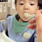 Seo Hwa-yi Instagram – #기특한우리아기 💛
👶🏻어린이집 가는것도 , 
이제 식당에서 앉아서 같이 맘마🍼먹는 것도, 
걸으려고 노력하는 것도, 
🥰웃어주는 것도 매 순간 순간마다 기특해🙏🏻

항상 밝게 웃는 아가가 될 수 있게 엄마가 매일매일 노력할게 💛 
사랑해 김골드 💛

엄마가 되는 것은 매일매일 잘해줘도 모자라다! 

#그모습그대로빛나게 ✨