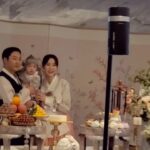 Seo Hwa-yi Instagram - 감기때메 뒤죽박죽 올린 사진들 📸 우당탕탕 돌잔치 💛 태어난지가 엊그제 같은데 오늘 벌써 골드가 태어난지 1년째 되는 날이라뇨🎂 둘다 감기였지만 구래도 잘 끝냈다!!! 와준 틴구들 !!!! 진짜 찐짜로 고마워🙏🏻 너네 없었으면 증말 허전했을거야!! ㅠㅠ 이외에 메세지💌 선물 🎁보내주신 분들도 다 정말 잊지 않을게요!! 앞으로도 쭉 잘 지내보자 💛 아들👶🏻 #판사봉잡았어요 잘키워볼게요👨‍⚖️ 나도 벌써 #돌끝맘 👉🏻👈🏻 삼성 오크우드호텔