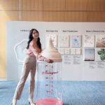 Seo Hwa-yi Instagram - 🍼더블하트 New 모유실감 💛 쇼케이스에 다녀왔어요! 우리 골드도 태어나자마자 더블하트로 시작해서 아직도 더블하트로💛 더블하트 좋은건 엄마들은 당연히 아실거구 디자인에 심쿵💛 만져보고 더 리얼해진 젖병에 더 심쿵!! 초대해 주셔서 감사합니다 🙏🏻 사진첩엔 온통 더블하트 뿐이네요💛 @doubleheart.korea 💛