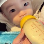 Seo Hwa-yi Instagram - 🍼더블하트 New 모유실감 💛 쇼케이스에 다녀왔어요! 우리 골드도 태어나자마자 더블하트로 시작해서 아직도 더블하트로💛 더블하트 좋은건 엄마들은 당연히 아실거구 디자인에 심쿵💛 만져보고 더 리얼해진 젖병에 더 심쿵!! 초대해 주셔서 감사합니다 🙏🏻 사진첩엔 온통 더블하트 뿐이네요💛 @doubleheart.korea 💛
