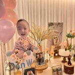 Seo Hwa-yi Instagram - 감기때메 뒤죽박죽 올린 사진들 📸 우당탕탕 돌잔치 💛 태어난지가 엊그제 같은데 오늘 벌써 골드가 태어난지 1년째 되는 날이라뇨🎂 둘다 감기였지만 구래도 잘 끝냈다!!! 와준 틴구들 !!!! 진짜 찐짜로 고마워🙏🏻 너네 없었으면 증말 허전했을거야!! ㅠㅠ 이외에 메세지💌 선물 🎁보내주신 분들도 다 정말 잊지 않을게요!! 앞으로도 쭉 잘 지내보자 💛 아들👶🏻 #판사봉잡았어요 잘키워볼게요👨‍⚖️ 나도 벌써 #돌끝맘 👉🏻👈🏻 삼성 오크우드호텔