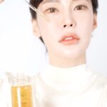 Seo Hwa-yi Instagram - ⠀⠀⠀⠀⠀⠀⠀⠀⠀⠀⠀⠀⠀⠀⠀⠀   오늘 화요뷰티는 앰플엔과 함께했습니다 💛 24K골드 앰플이 3만원대?? 실화?? 여기서 끝이 아니라 1+1에 크림 본품 용량까지 ! 요 혜택은 오늘까지래요! 달려가세요✨ 진짜 요즘 이걸로 피부 반짝반짝!! 육퇴하구 집에서 후다닥 #셀프헤메 하구 찍다보니 재미있어서 찍어본 영상 💛 좋은 제품은 절 행복하게 해요! 방송 하나하나에 진심입니다! #뷰티는화요뷰티 담주에도 만나요🙏🏻 저는 #개성주악 🍩사구 돈까스도 먹을거에요! 맛점하세요👍🏻 ⠀⠀⠀⠀⠀⠀⠀⠀⠀⠀⠀⠀⠀⠀⠀⠀  ⠀⠀⠀⠀⠀⠀⠀⠀⠀⠀⠀⠀⠀⠀⠀⠀