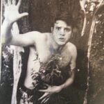 Sergio Peris-Mencheta Instagram - Hoy habrías soplado 75 velas. Lo habríamos celebrado en un restaurante de esos que “tienen buena carta”, habríamos charlado -por encima- de algunas cosas (más que analizadas ya en nuestras conversaciones diarias por teléfono), y probablemente nos habríamos enzarzado en una riña. Lo que daría hoy por un ratito de esos, querido. Los Angeles, California