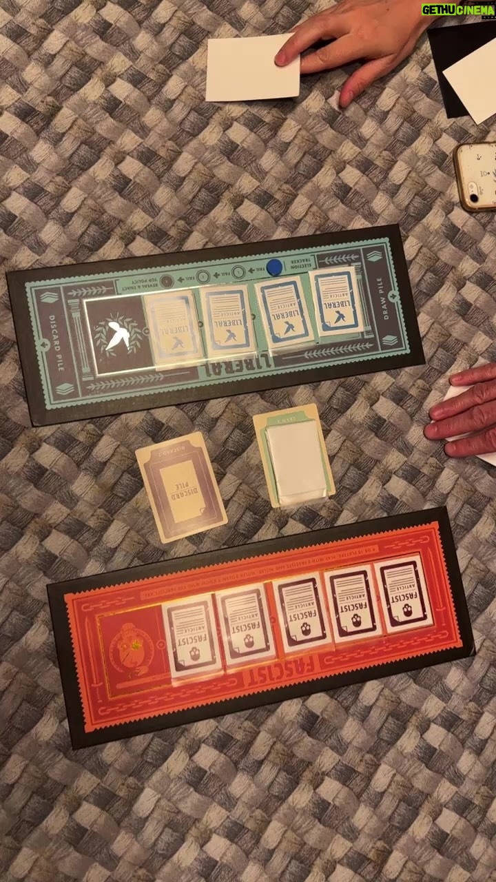 Sergio Peris-Mencheta Instagram - SECRET HITLER