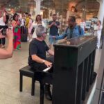 Sergio Peris-Mencheta Instagram - En Londres hay pianos!!! London St Pancras station - Eurostar