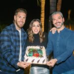 Sergio Ramos Instagram - Pocas cosas me llenan de más orgullo que ser “el hijo de la Paqui”. Porque, mamá, a tu familia nos llena de orgullo tu amor, tu bondad, tu alegría y todas esas cualidades que nos han ayudado a ser mejores cada día de nuestras vidas. Tienes duende y nosotros somos afortunados de disfrutarlo a tu lado. Te queremos, vieja. ¡Feliz cumpleaños! ♥️ Happy birthday, mom! 😘♥️