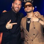 Sergio Ramos Instagram - @latingrammys photo dump: 1. Red carpet 2. My sis @mirianramosoficial 3. @karolg 4. @shakira 5. @sebastianyatra 6. @ovyonthedrums 7. @npastorioficial 8. @monlaferte 9. My siblings @reneramosoficial @mirianramosoficial 10. Me 😁 Look: @dolcegabbana