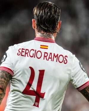 Sergio Ramos Instagram - Una derrota que duele, pero esto no acaba aquí. Quedan tres partidos y nos dejaremos el alma y el corazón.

A defeat that hurts, but it doesn't end here. There are three games left and we will play with our heart and soul.