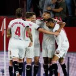 Sergio Ramos Instagram - Un punto de carácter y de convicción. Enormes equipo y afición, este es el camino para crecer, @sevillafc. Especial volver a encontrarte, @realmadrid. A point earned through character and conviction. Huge performance from the team and the fans. This is the way to grow. Special to see you again, #RealMadrid. #VamosMiSevilla ⚪️🔴