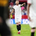 Sergio Ramos Instagram - Un punto de carácter y de convicción. Enormes equipo y afición, este es el camino para crecer, @sevillafc. Especial volver a encontrarte, @realmadrid. A point earned through character and conviction. Huge performance from the team and the fans. This is the way to grow. Special to see you again, #RealMadrid. #VamosMiSevilla ⚪️🔴
