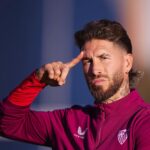 Sergio Ramos Instagram - 🫡 Listo para el último partido del año. // Ready for the last match of the year. 🫡