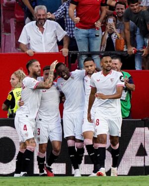 Sergio Ramos Instagram - Volver a casa sabe mejor con victoria y portería a cero. Ha sido increíble sentir el calor del Ramón Sánchez-Pizjuán 6.595 días después. ¡Seguimos! 

Returning home tastes better with a win and a clean sheet. It's been amazing to feel the support of the Ramón Sánchez-Pizjuán 6,595 days later. Let's keep going! 

@sevillafc ⚪️🔴