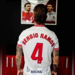 Sergio Ramos Instagram - Me faltan las palabras y me sobran las emociones. @sevillafc