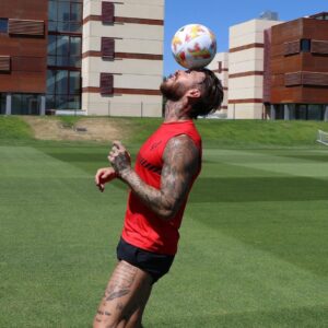 Sergio Ramos Instagram - Do it with passion or not at all. 👊