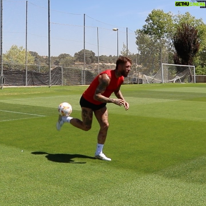 Sergio Ramos - 2.1 Million Likes - Do it with passion or not at all. 👊