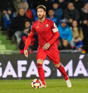 Sergio Ramos Instagram - Una victoria de EQUIPO para seguir en la Copa del Rey y ojalá para que sirva de punto de inflexión de un camino mejor. 
Contento por contribuir con un gol 🍳.

A TEAM win to progress in the Copa del Rey and hopefully a starting point in the right direction.
Happy to contribute with a goal 🍳.

¡Vamos, Sevilla!