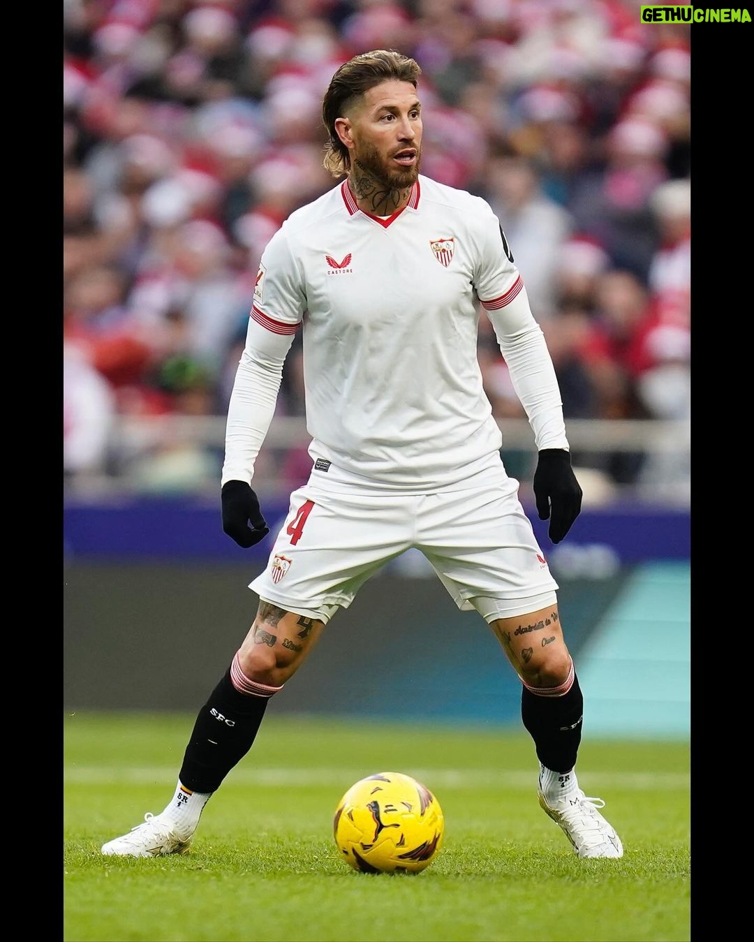Sergio Ramos Instagram - No es la forma en la que queríamos cerrar el año, pero hemos peleado el partido hasta el final. Ahora toca hacer un punto y aparte. Enfocados en seguir trabajando y creciendo en 2024. Hay cosas que mejorar y lo haremos, juntos. It’s not the way we wanted to end the year, but we fought until the end. Now it’s time to take a break and take stock. Focused on continuing to work and grow in 2024. There are things to improve and we will, together.