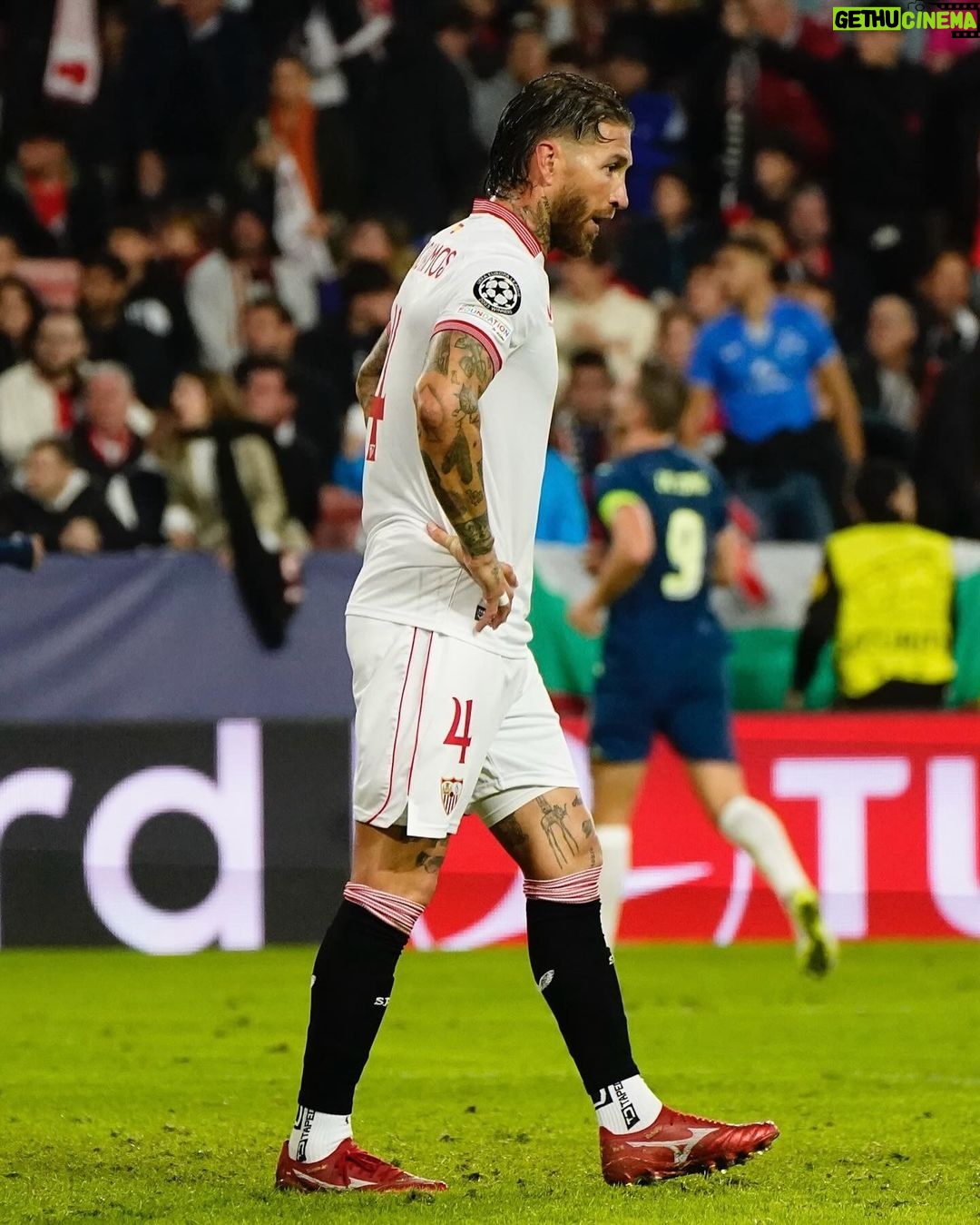 Sergio Ramos Instagram - 18 años esperando este gol y no ha podido tener un sabor más amargo. Una noche durísima en la que vimos lo mejor y lo peor, pero los detalles deciden en la máxima competición. Entendemos y compartimos vuestra frustración. Solo nos queda callar, levantarnos y seguir trabajando para seguir en Europa. 18 years waiting for this goal, but it couldn’t have left a more bitter taste. A very tough night with the best and worst on display, but small details are the difference in elite competition. We understand and share your frustration. Time to stop talking, get back up and keep working to stay in European competition. ¡Vamos, Sevilla! #SiempreJuntos