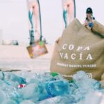 Shakira Instagram - #CopaVaciaCleanUp #ShakiraCleanUp 🌊🧜‍♀️ Miami Beach, Florida