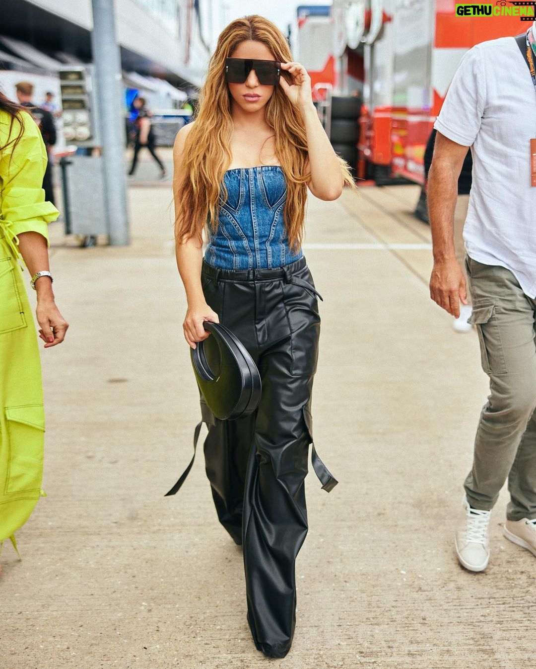 Shakira Instagram - Day off Silverstone - F1 British Grand Prix