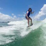 Shakira Instagram - Si no hay olas se hacen! Miami, Florida