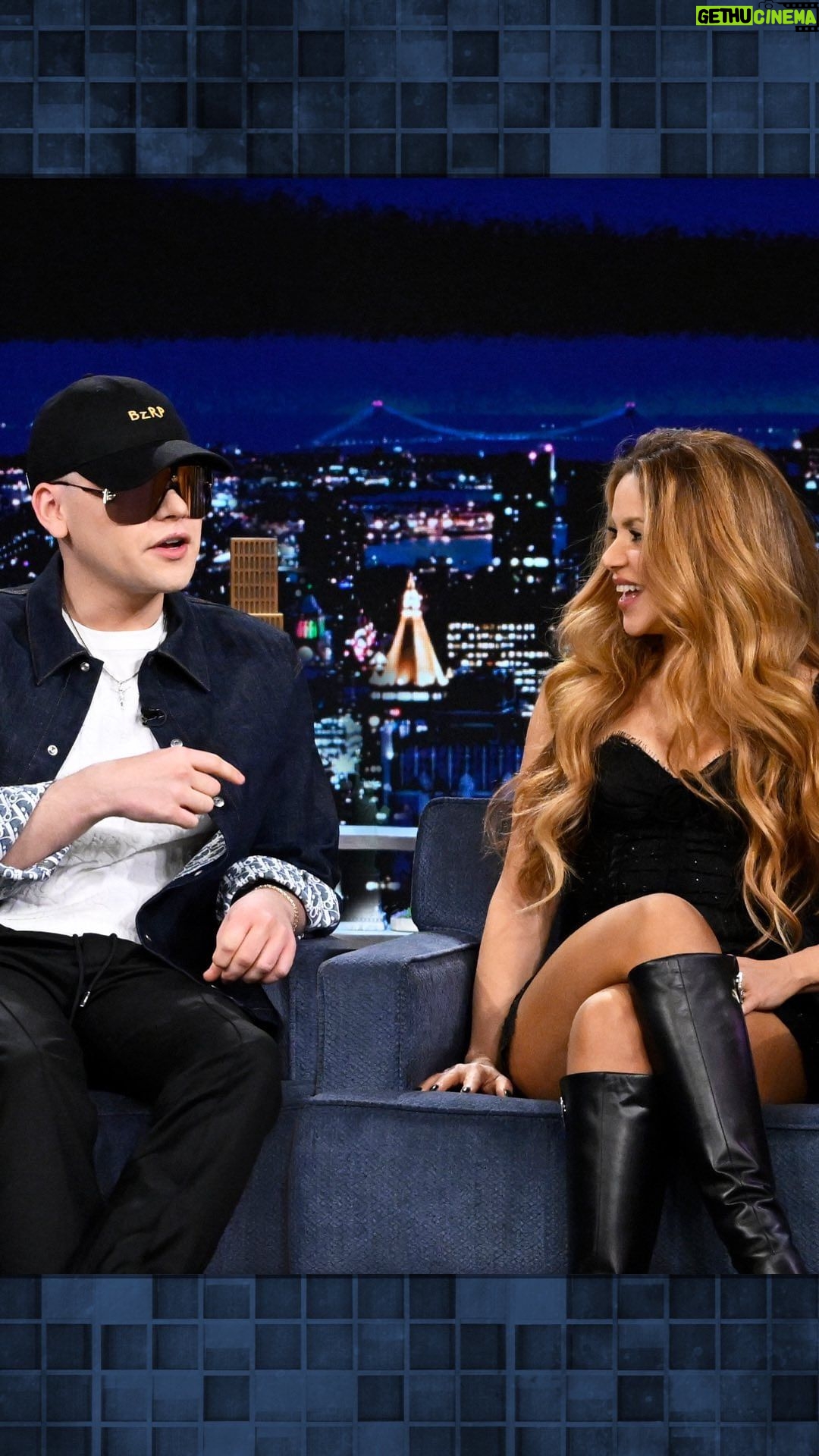 Shakira Instagram - @shakira can’t help herself when she hears a good beat! #FallonFlashback