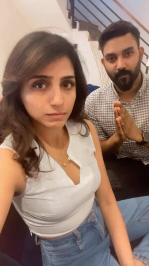 Shalini Balasundaram Instagram - See you guys at LFS PJ state at 9pm show today #shalinibalasundaram #vinvelidevathai #storyfilms