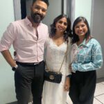 Shalini Balasundaram Instagram - Guest : Vinveli Devathai Director and Heroine @shalinibalasundaram and hero @aurochakkravarthy Thank you for lighting up Saravedi Night Live with your insightful words and vibrant energy. Your presence truly made the show memorable and engaging. @aanantha_rajaram @uthaya_raaga Producer @vshathr Asst. Producers @vin15_nav @siranjivi_0308 @vikneswari_subramaniam @yuvenraj420 Director @preeiyamohan19 M.U.A @rajaveldoesmakeup @brushedby.datinjasmine @makeupbyjazzrmua @astrovaanavil @astroulagam @raaga.my
