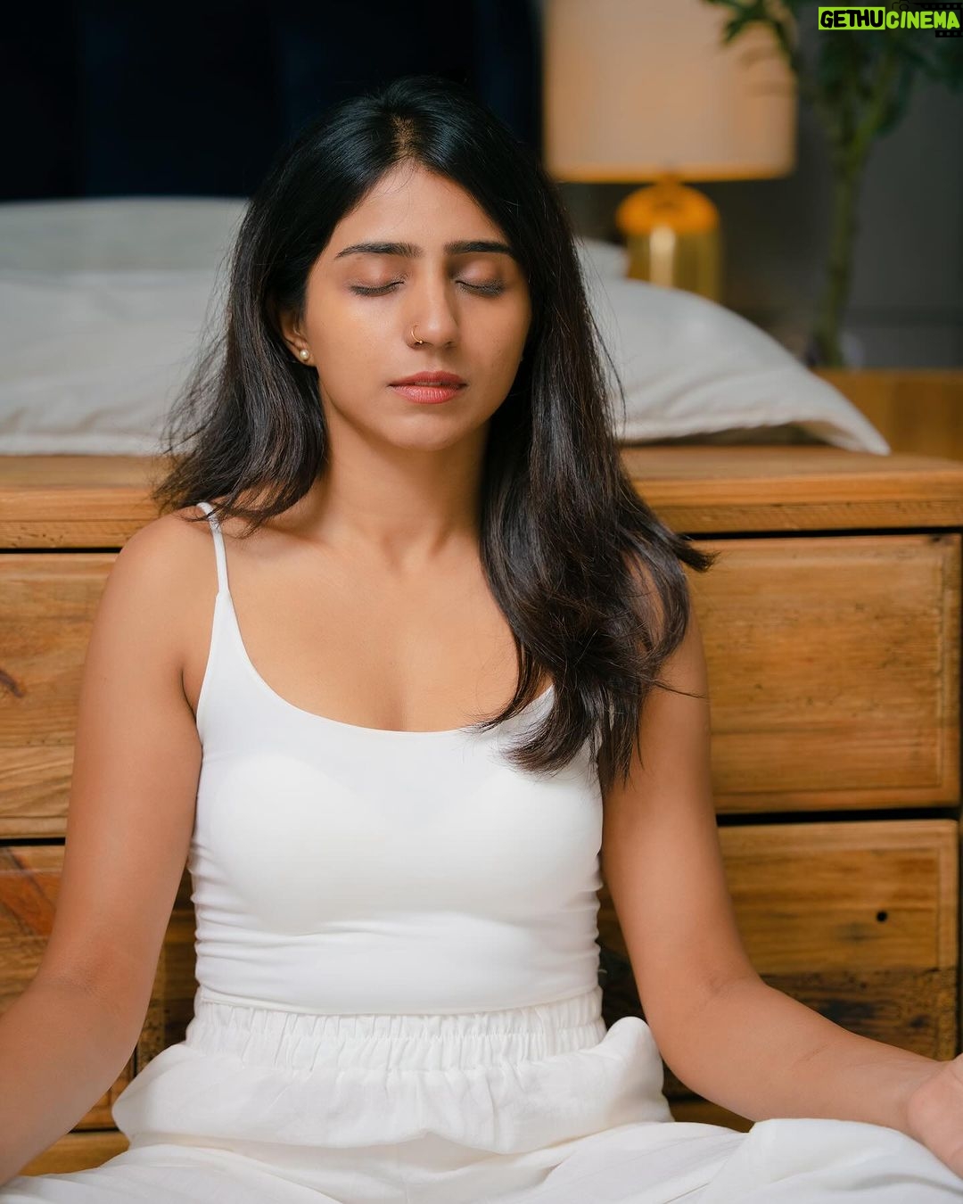 Shalini Balasundaram Instagram - Sleep, drink water and treat your skin well with @shalzbeauty.official #shalinibalasundaram #shalzbeauty #skincare #naturalskincare Kuala Lumpur, Malaysia
